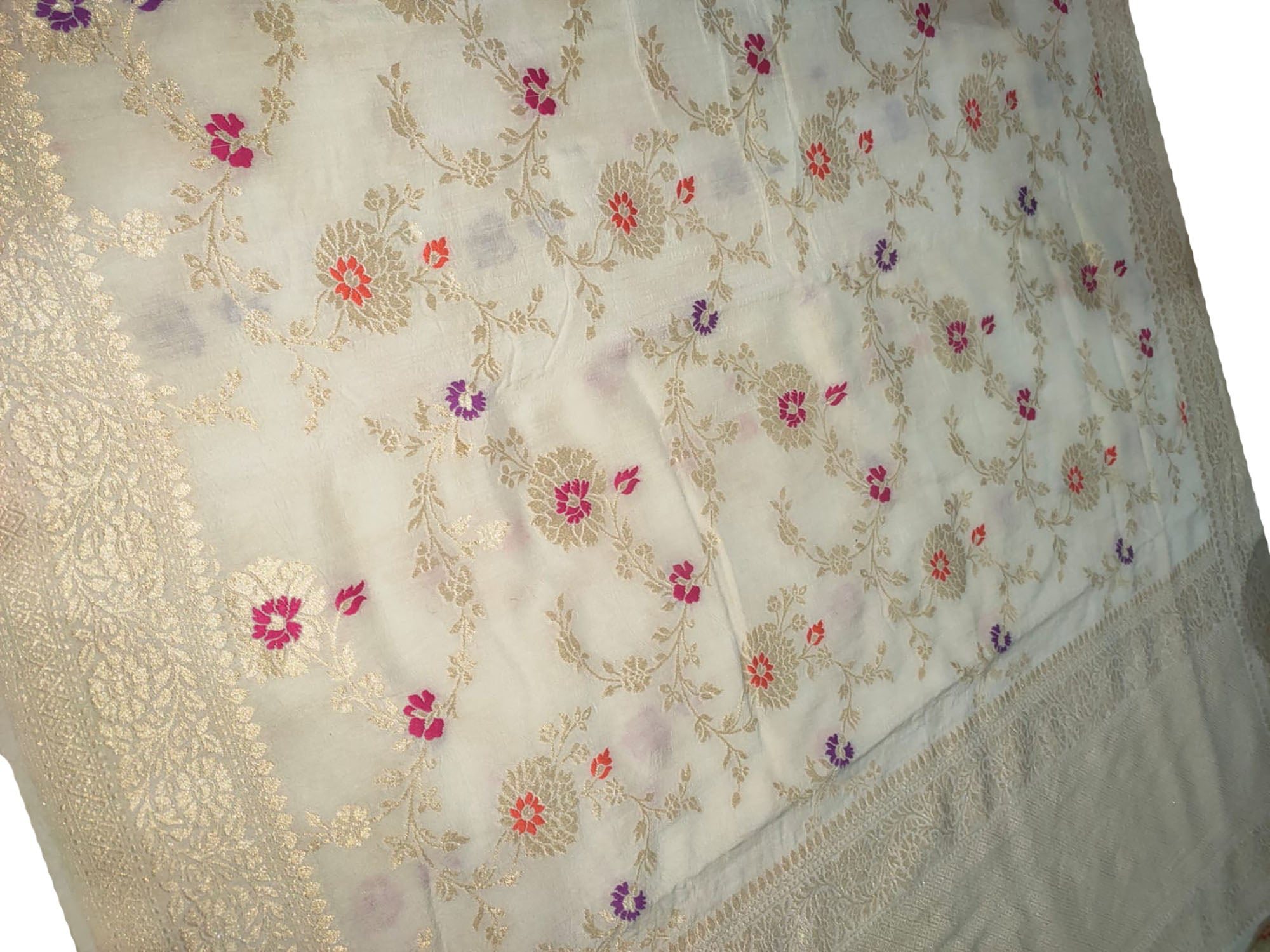 Exquisite Dyeable Banarasi Handloom Pure Moonga Silk Meenakari Saree - Luxurion World
