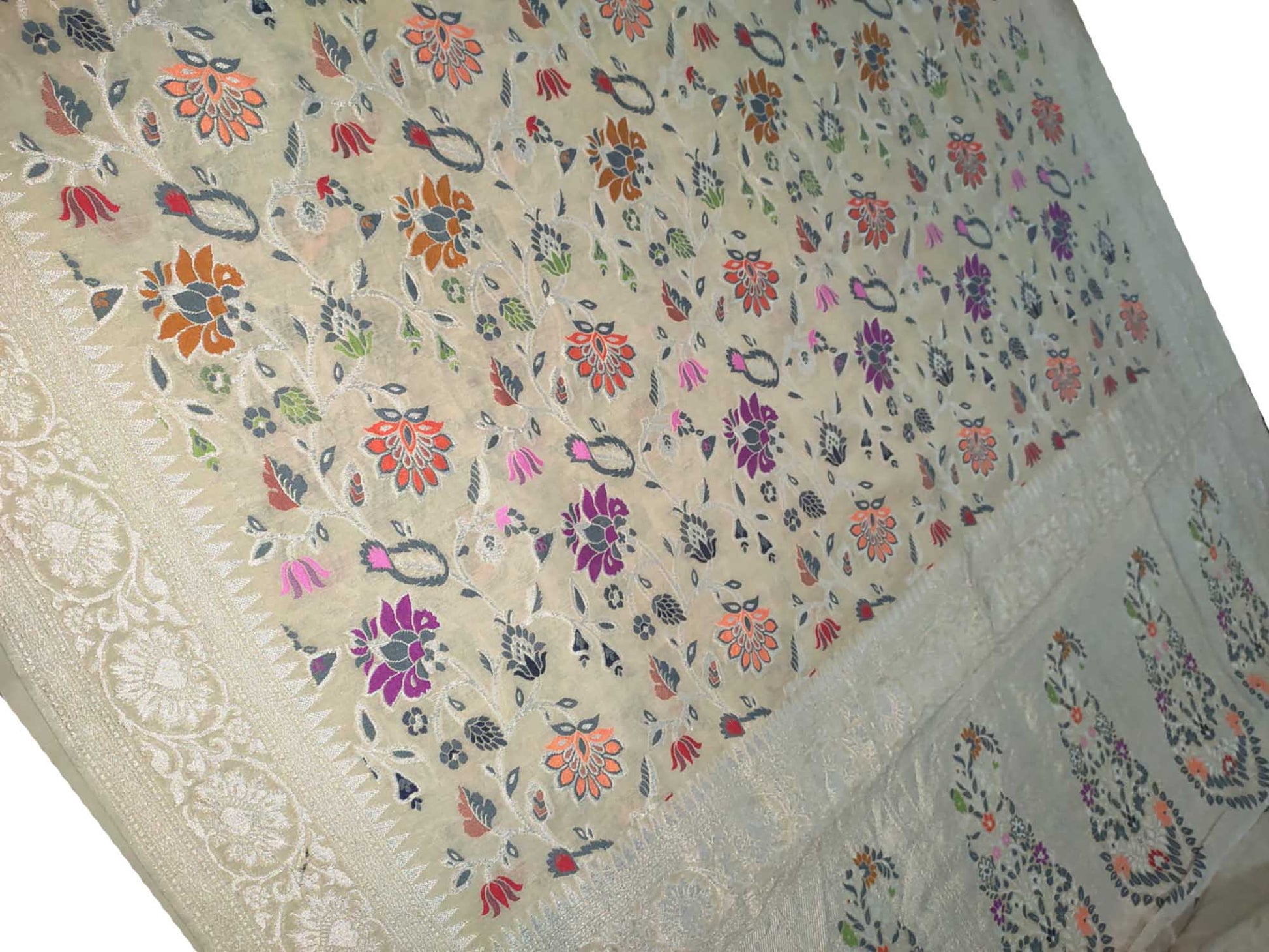 Exquisite Dyeable Banarasi Handloom Pure Moonga Silk Meenakari Saree - Luxurion World