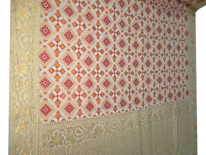 Exquisite Dyeable Banarasi Handloom Pure Moonga Silk Meenakari Saree - Luxurion World