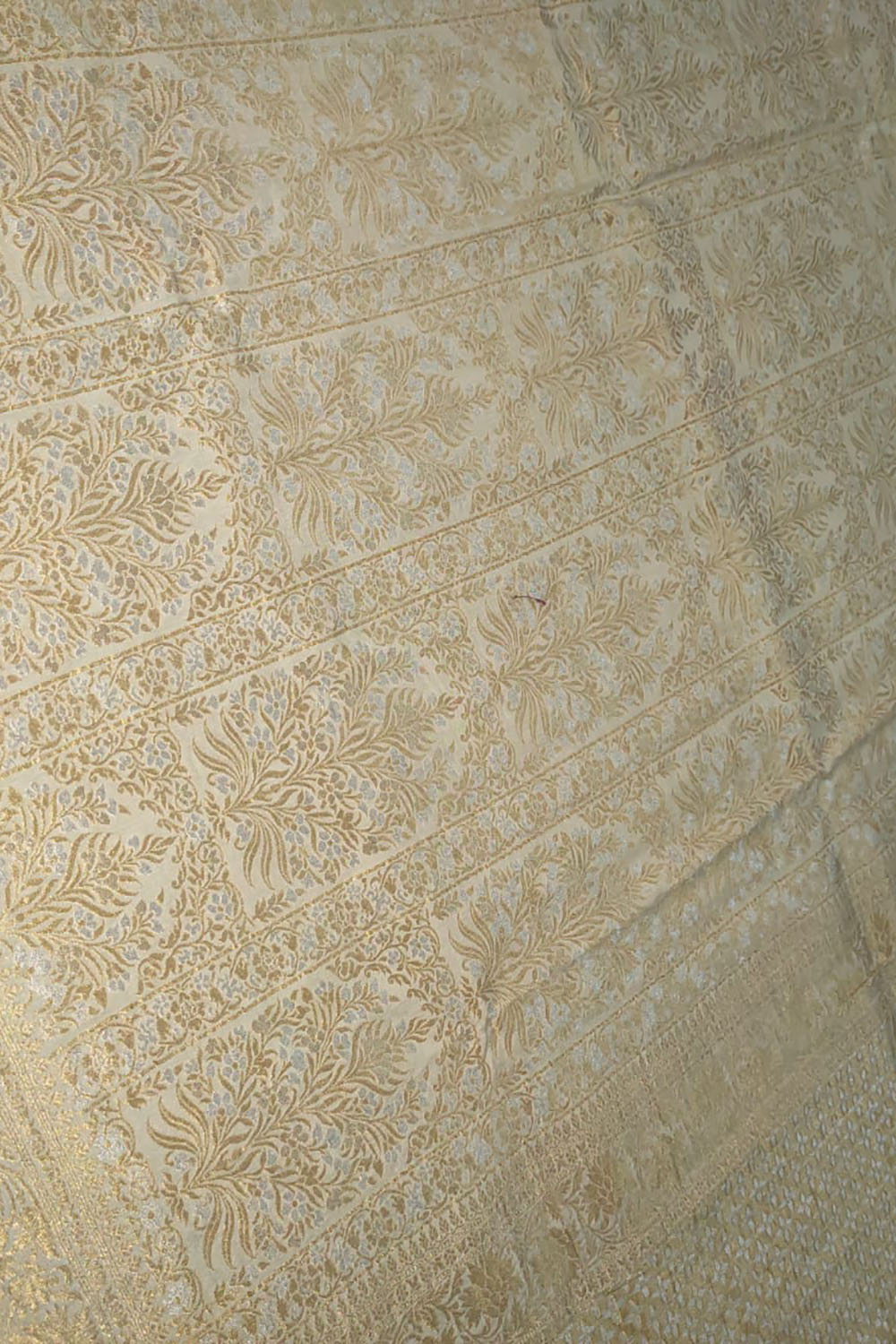 Exquisite Dyeable Banarasi Handloom Pure Moonga Silk Sona Roopa Saree - Luxurion World