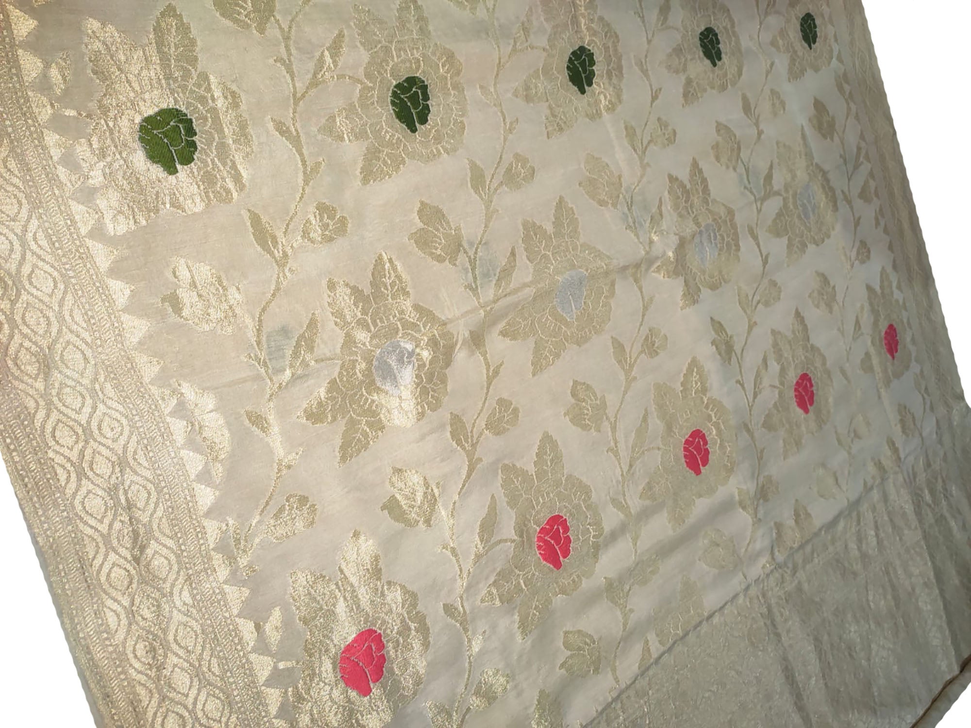 Exquisite Dyeable Banarasi Handloom Pure Moonga Silk Meenakari Saree - Luxurion World