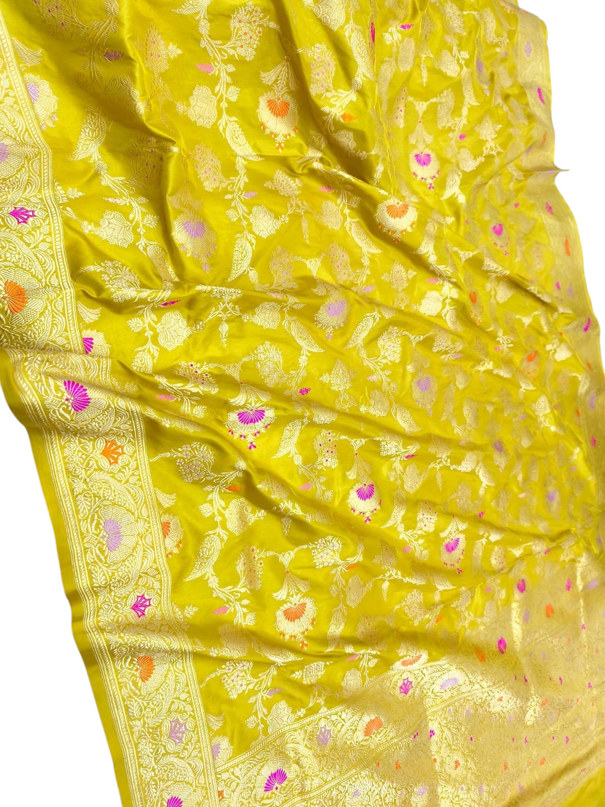 Yellow Handloom Banarasi Pure Katan Silk Flower Design Meenakari Saree - Luxurion World