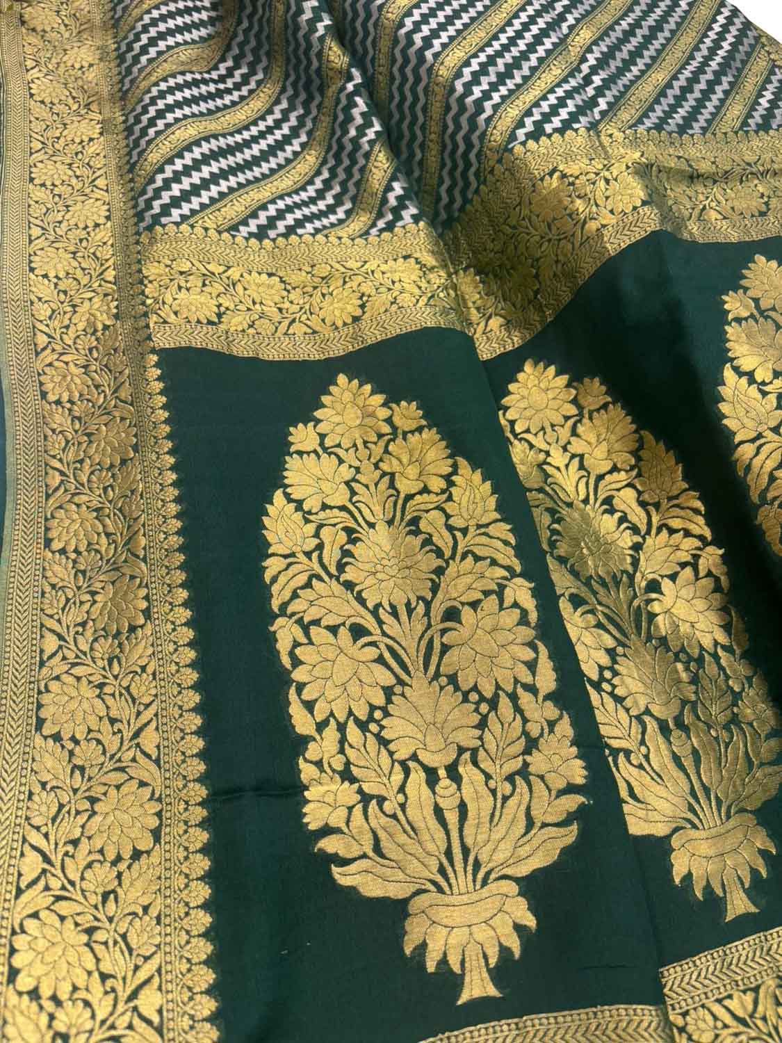 Green Pure Georgette Sona Roopa Banarasi Handloom Saree - Luxurion World