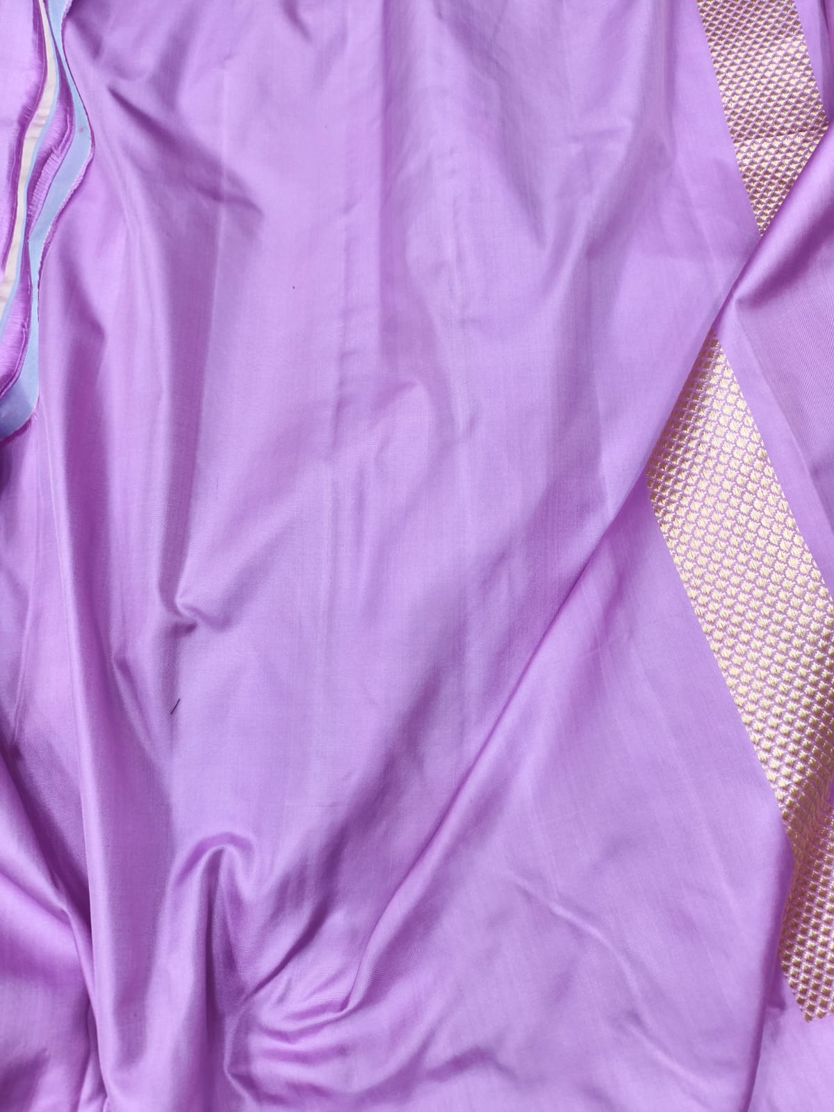 Purple Handloom Banarasi Katan Silk Paisley Design Saree - Luxurion World