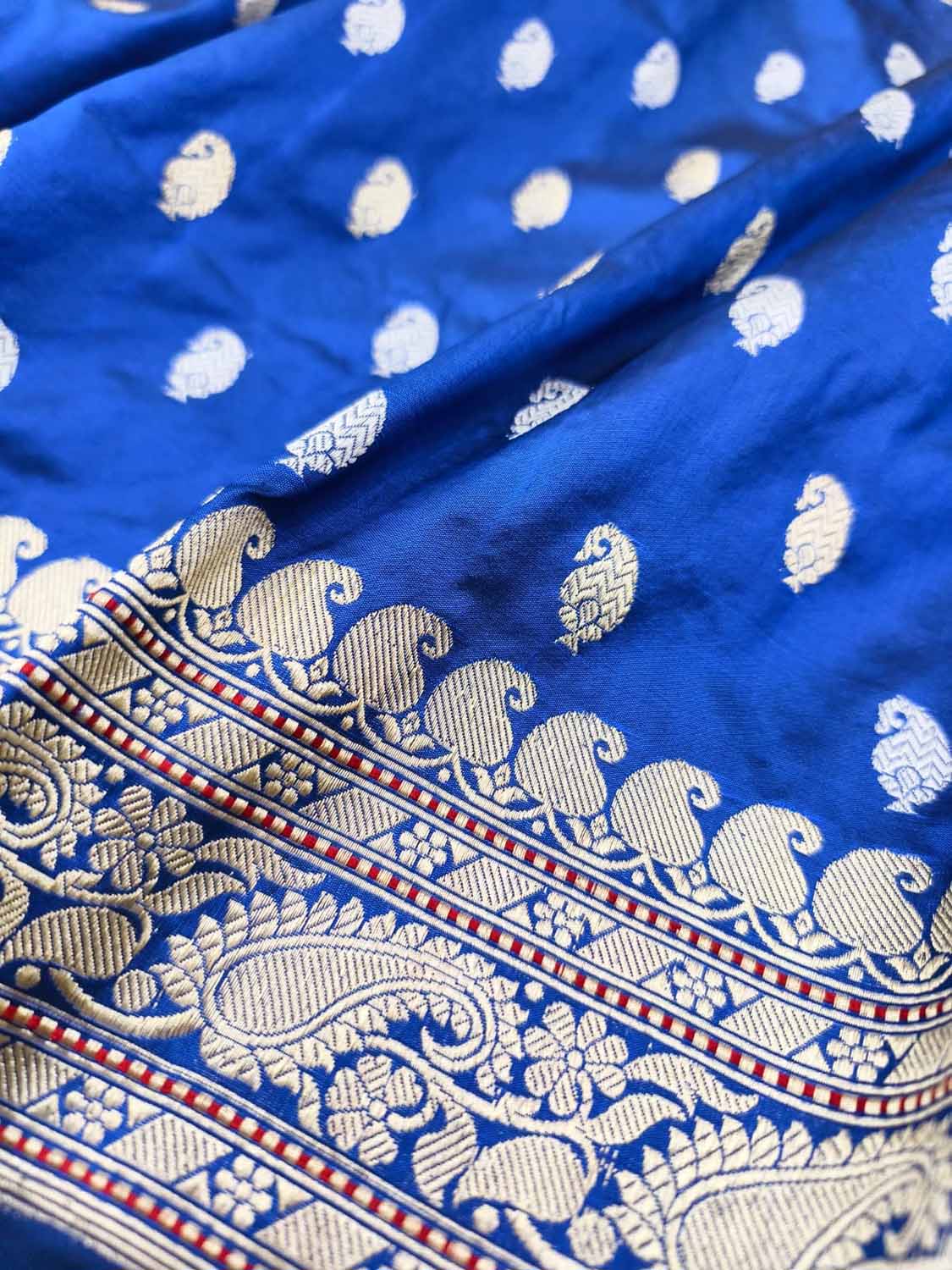Blue Handloom Banarasi Katan Silk Saree - Elegant and Timeless - Luxurion World