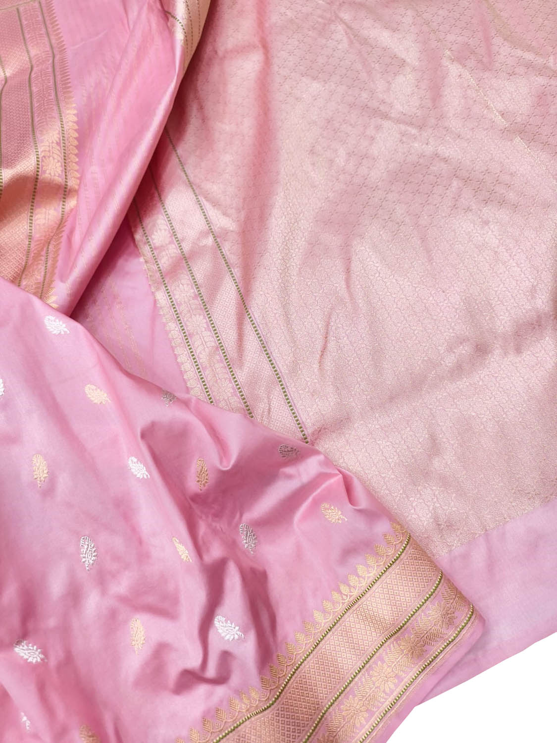 Beautiful Pink Handloom Banarasi Katan Silk Sona Roopa Flower Design Saree - Luxurion World