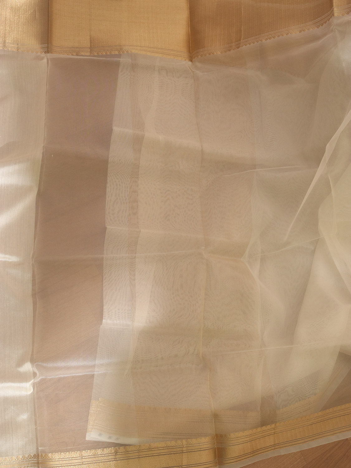 Dyeable Banarasi Handloom Pure Organza Silk Saree - Luxurion World