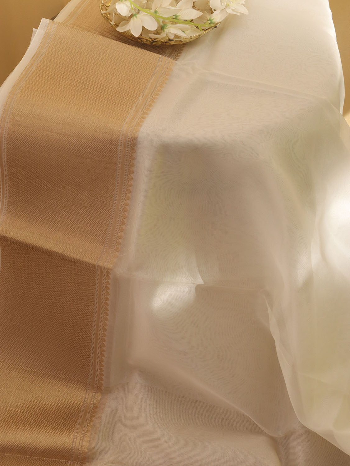 Dyeable Banarasi Handloom Pure Organza Silk Saree - Luxurion World