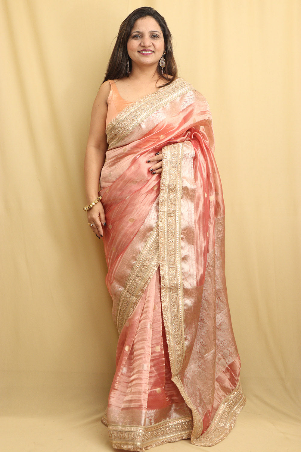 Exquisite Pink Handloom Banarasi Pure Tissue Silk Saree - Luxurion World