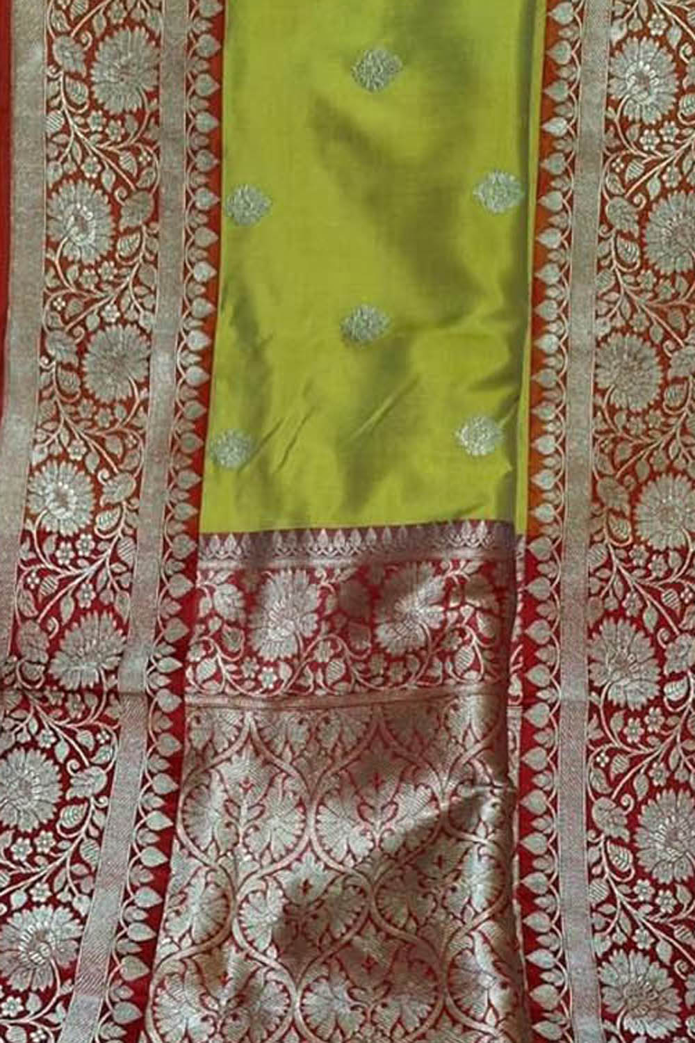 Green Pure Katan Silk Banarasi Handloom Saree