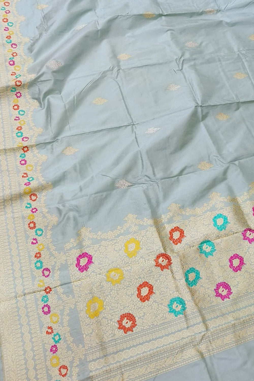 Exquisite Blue Handloom Banarasi Pure Katan Silk Saree - Luxurion World