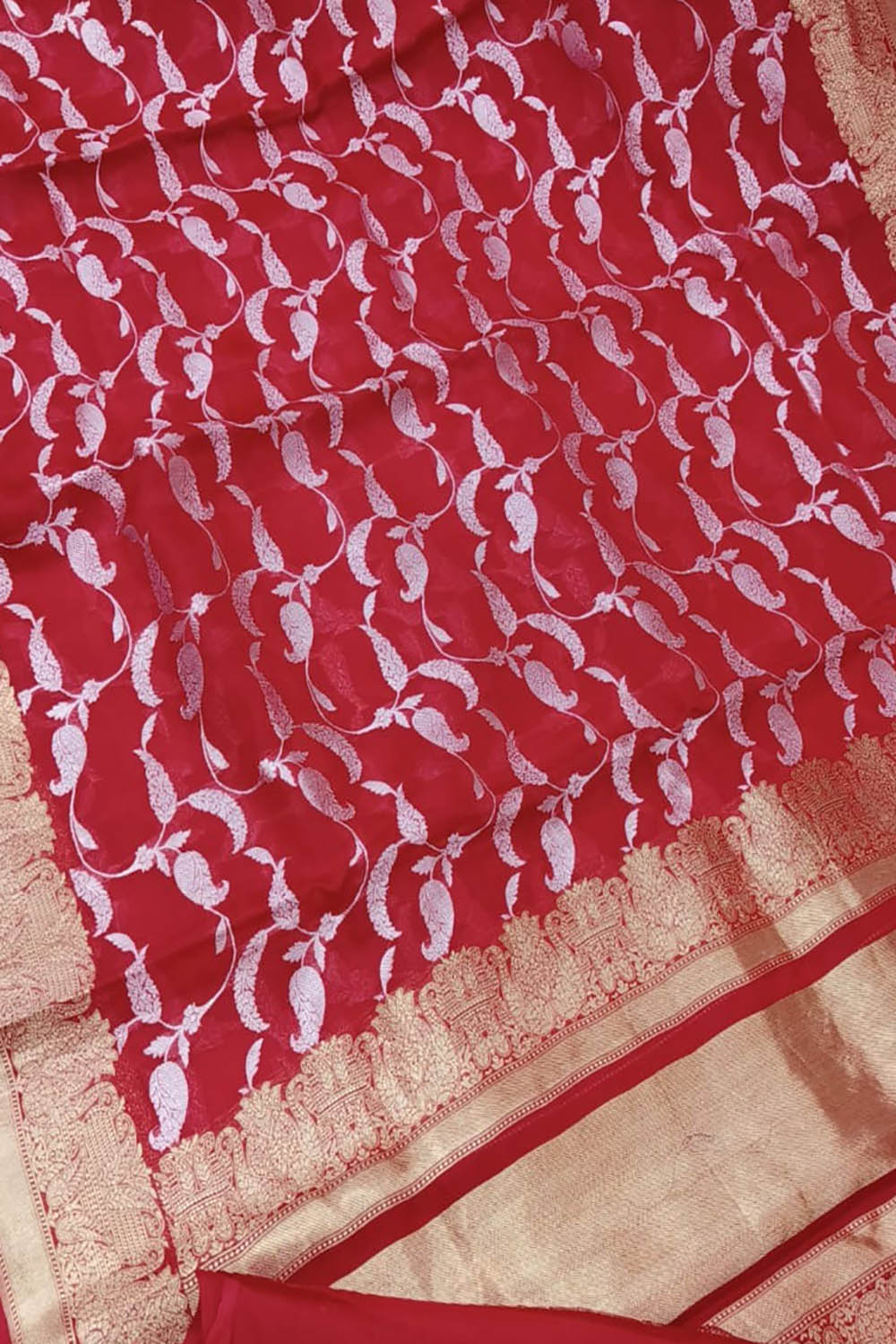 Red Banarasi Handloom Pure Kora Silk Saree - Luxurion World