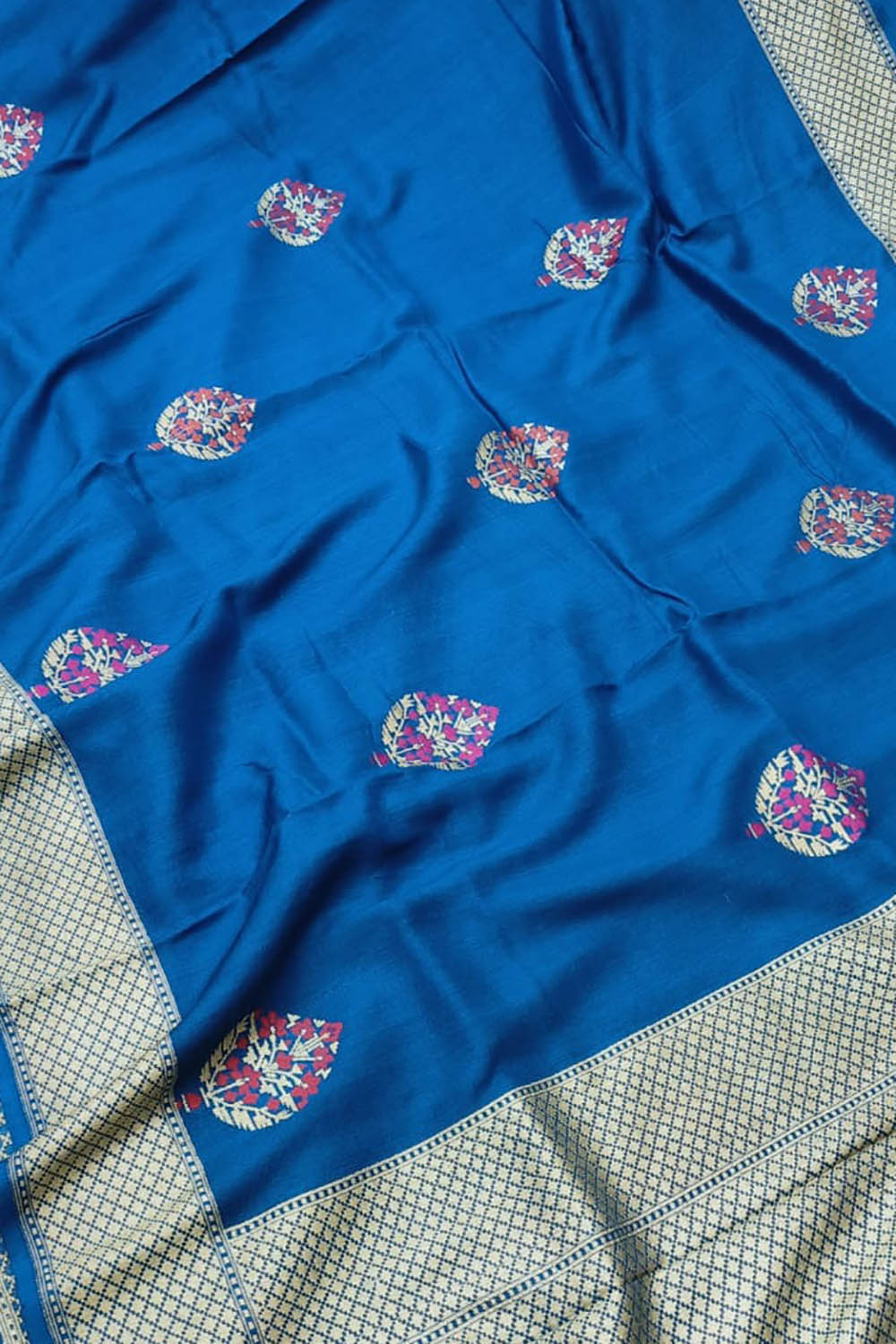 Exquisite Blue Banarasi Handloom Pure Moonga Silk Meenakari Saree - Luxurion World