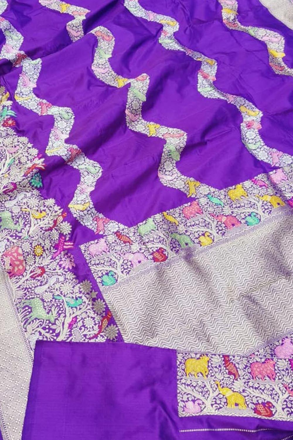 Exquisite Purple Banarasi Silk Saree - Handloom Katan - Luxurion World