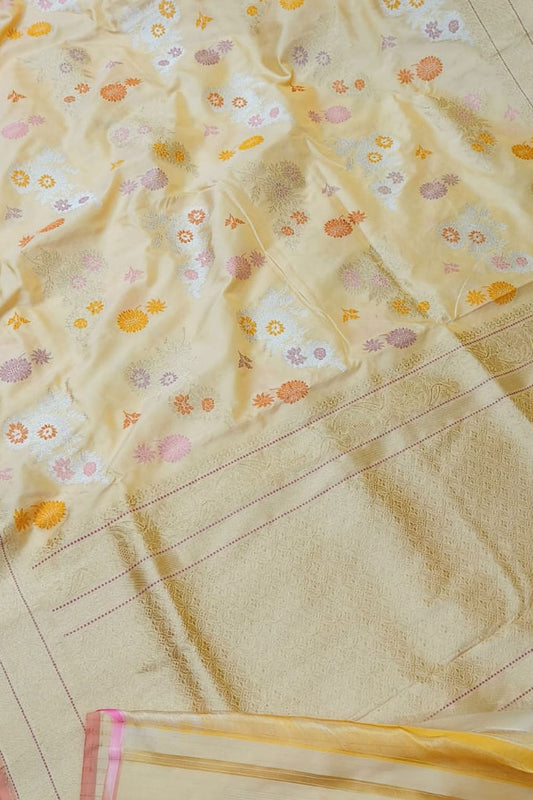 Yellow Banarasi Handloom Pure Katan Silk Flower Design Saree - Luxurion World