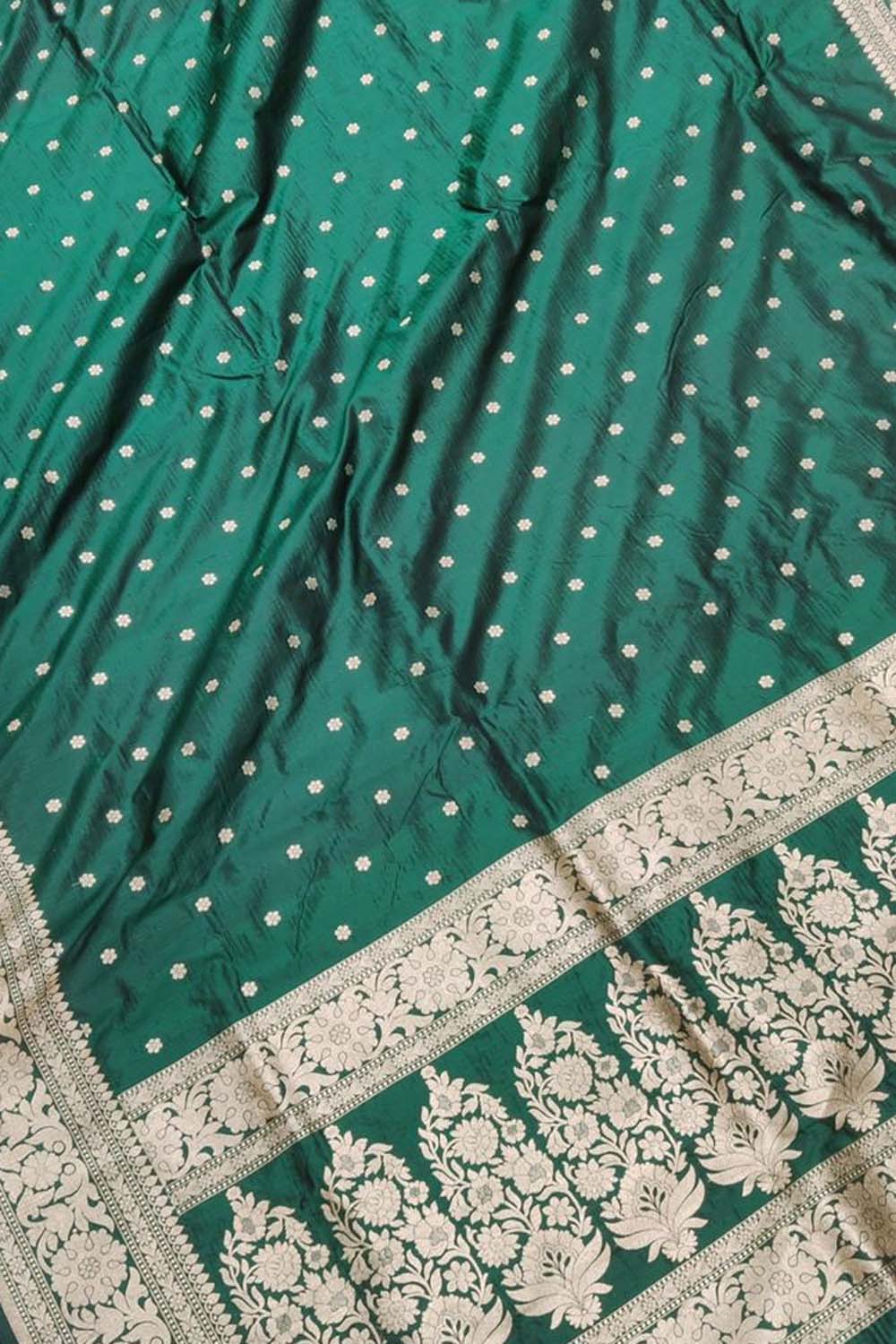 Green Pure Katan Silk Banarasi Handloom Booti Design Saree - Luxurion World
