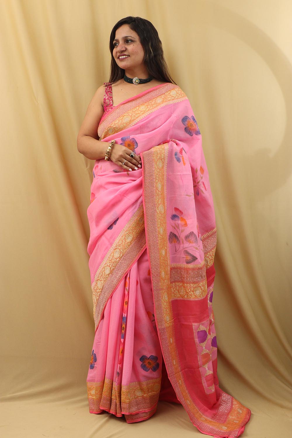 Handloom Banarasi Georgette Saree with Pink Hand Paint - Luxurion World