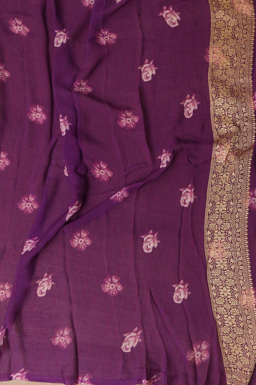 Stunning Purple Georgette Saree with Digital Print - Luxurion World