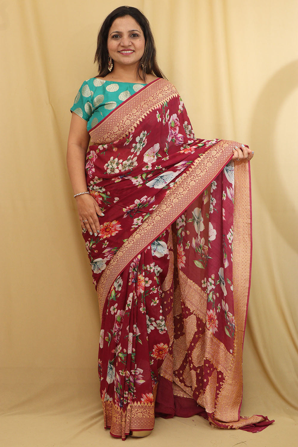 Elegant Maroon Handloom Banarasi Georgette Saree - Luxurion World