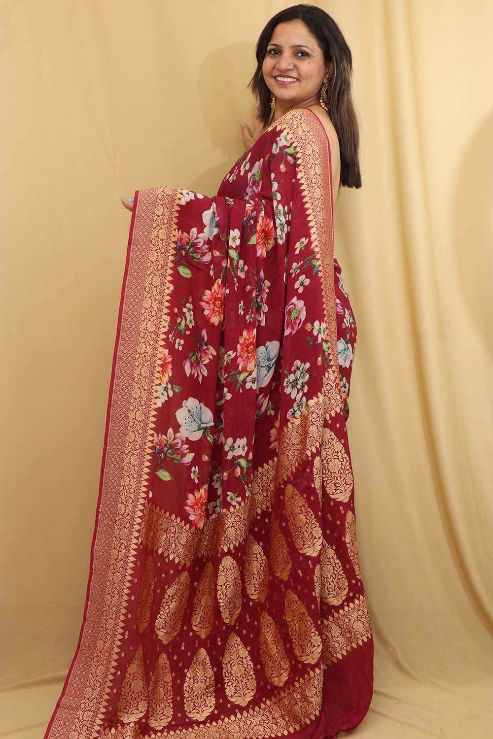 Elegant Maroon Handloom Banarasi Georgette Saree - Luxurion World