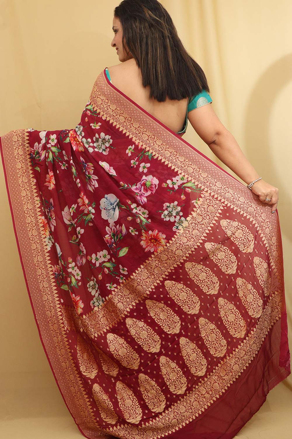 Elegant Maroon Handloom Banarasi Georgette Saree - Luxurion World