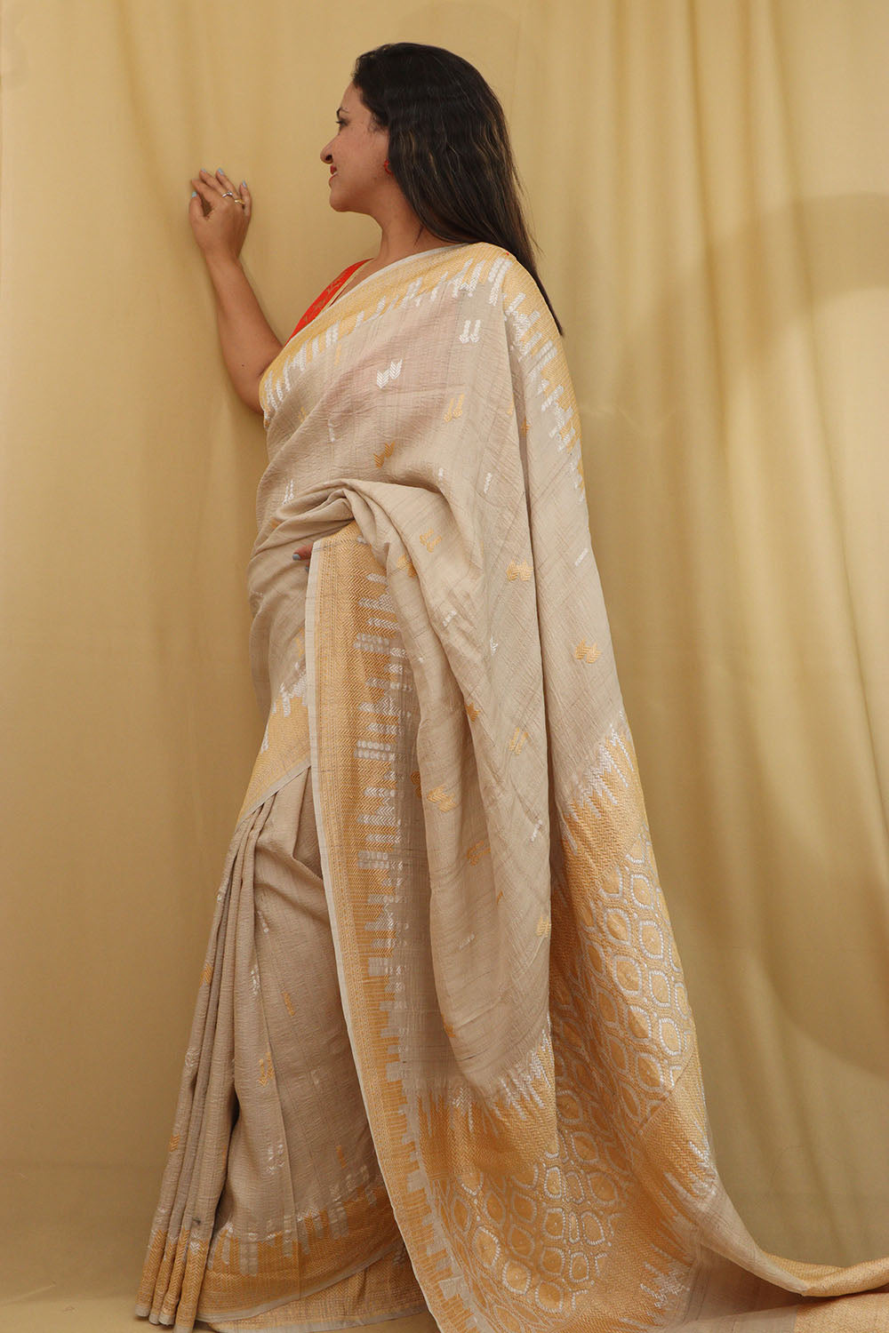 Exquisite Dyeable Banarasi Tussar Georgette Saree - Luxurion World