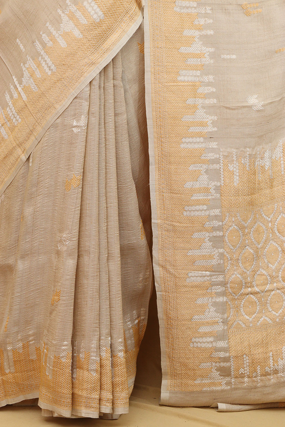Exquisite Dyeable Banarasi Tussar Georgette Saree - Luxurion World