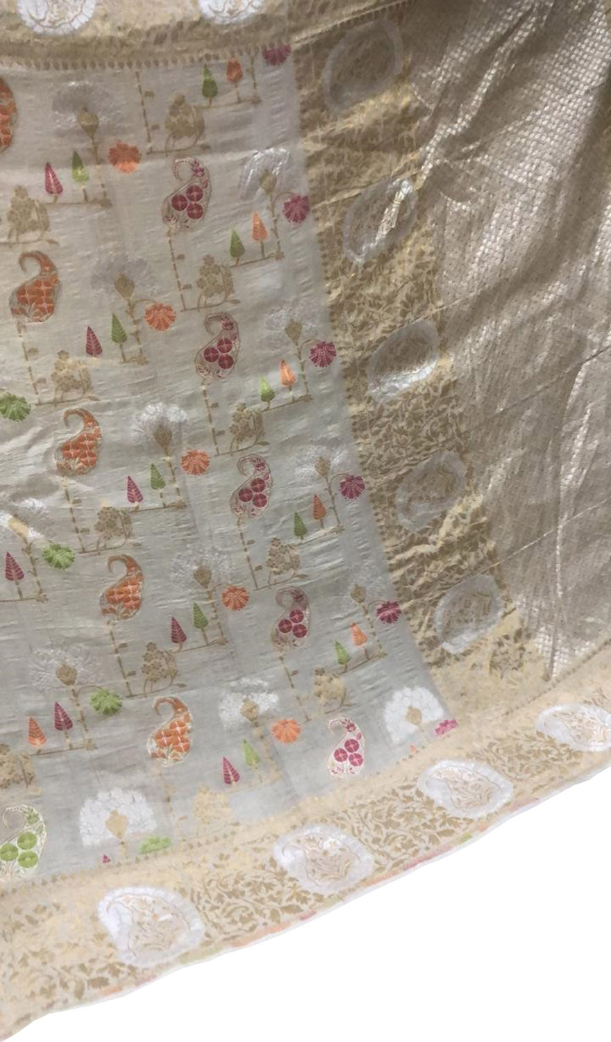Off White Banarasi Handloom Pure Tussar Georgette Saree - Luxurion World