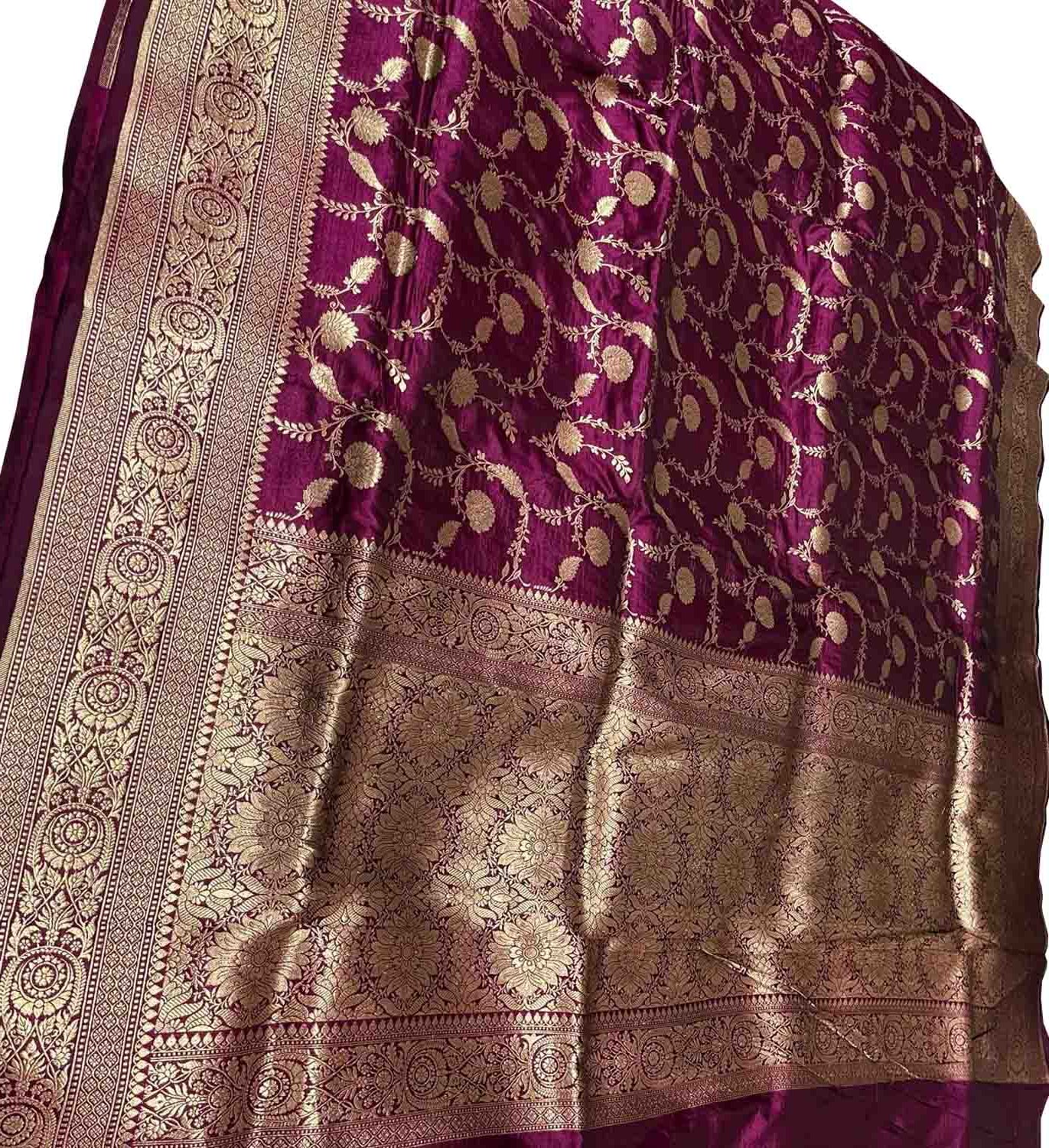 Exquisite Purple Banarasi Pure Katan Silk Handloom Saree - Luxurion World