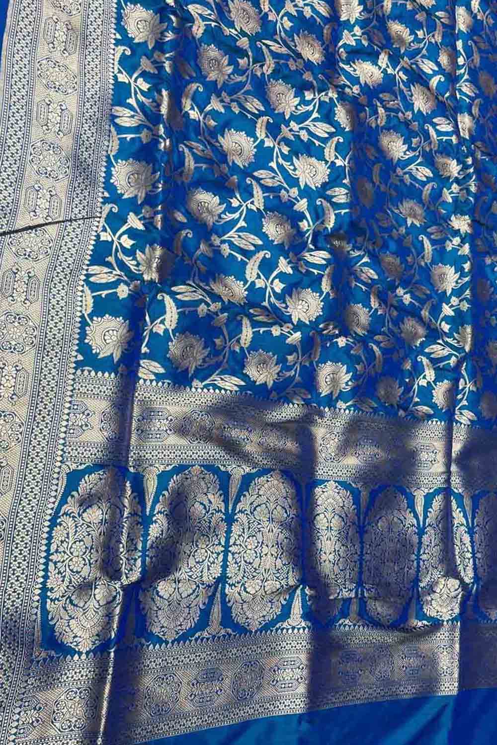 Exquisite Blue Banarasi Silk Saree Handloomed - Luxurion World