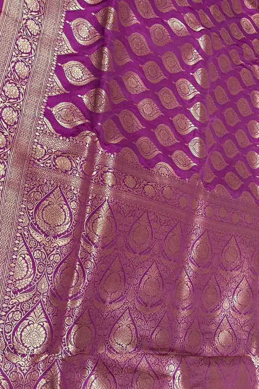 Exquisite Purple Banarasi Silk Saree Handloom - Luxurion World