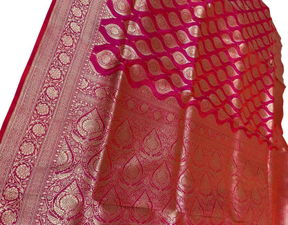 Exquisite Pink Banarasi Silk Saree Handloomed - Luxurion World