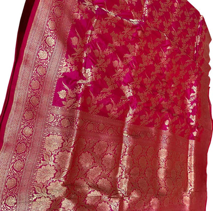 Exquisite Pink Banarasi Silk Saree Handloom - Luxurion World