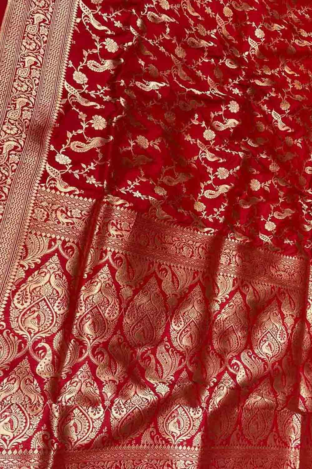 Exquisite Red Banarasi Silk Handloom Saree - Luxurion World