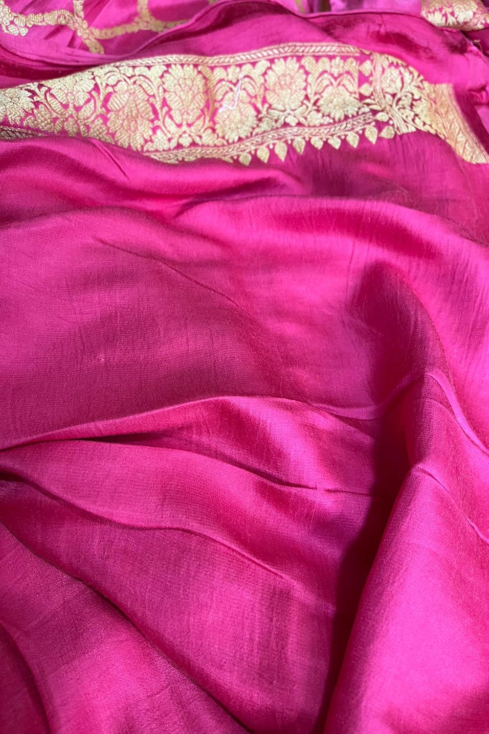 Exquisite Pink Banarasi Handloom Pure Mashru Satin Kadwa Saree - Luxurion World