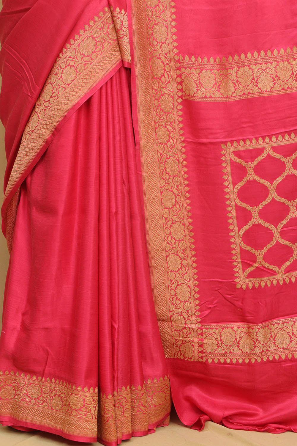 Exquisite Pink Banarasi Handloom Pure Mashru Satin Kadwa Saree - Luxurion World