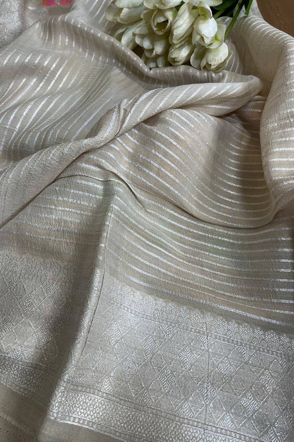 Exquisite Dyeable Banarasi Handloom Tussar Silk Meenakari Saree - Luxurion World