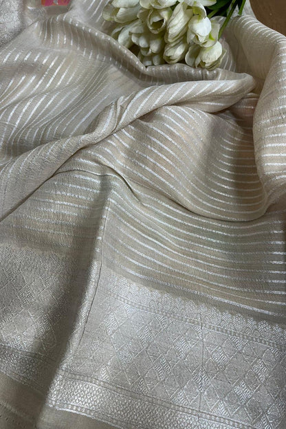 Exquisite Dyeable Banarasi Handloom Tussar Silk Meenakari Saree - Luxurion World