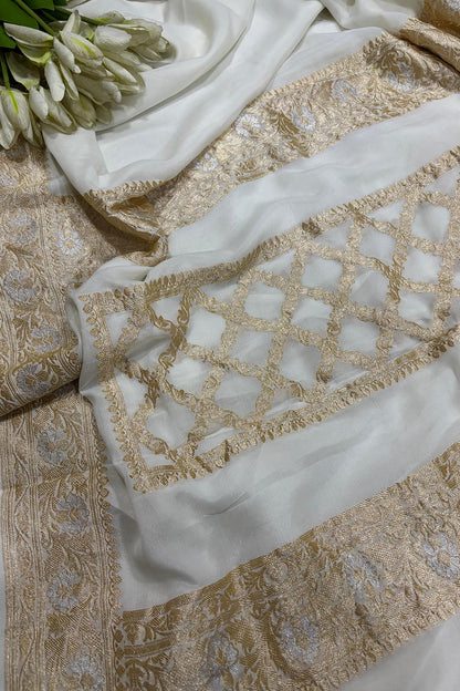 Dyeable Handloom Banarasi Pure Georgette Kadwa Booti Design Saree - Luxurion World