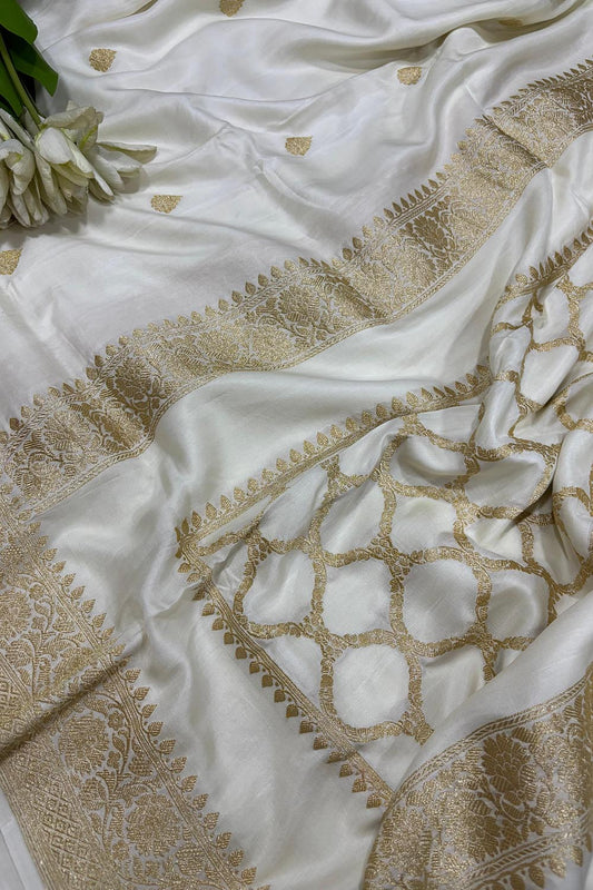 Dyeable Handloom Banarasi Pure Mashru Satin Kadwa Saree - Luxurion World