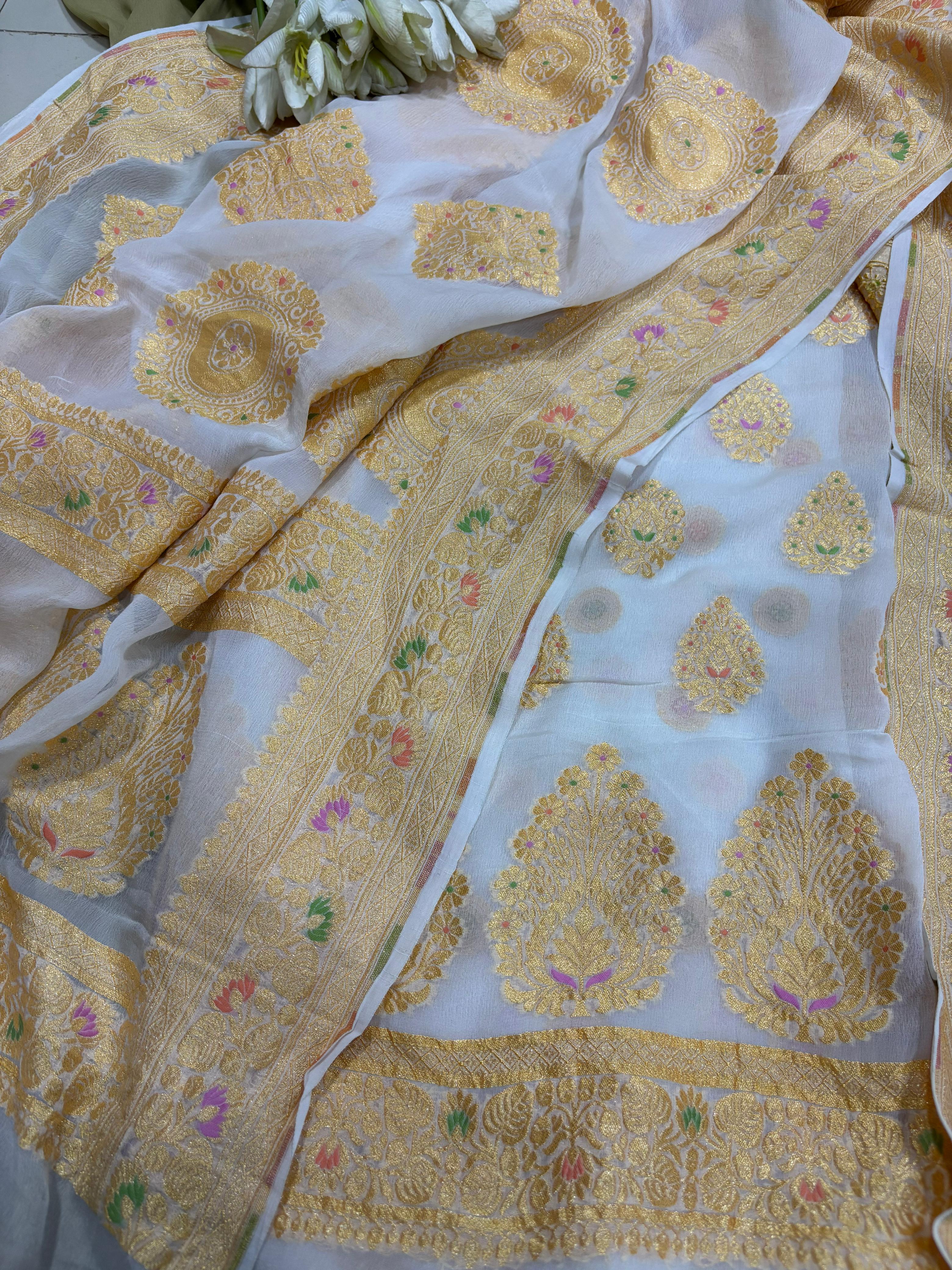 Dyeable Handloom Banarasi Pure Georgette Meenakari Three Piece Unstitched Suit Set - Luxurion World