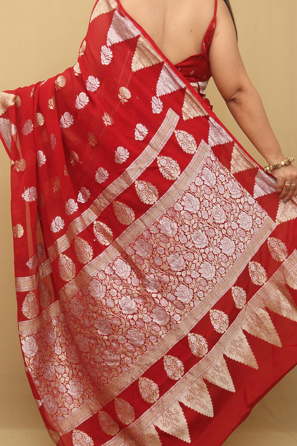 Red Banarasi Handloom Pure Georgette Sona Roopa Saree - Luxurion World