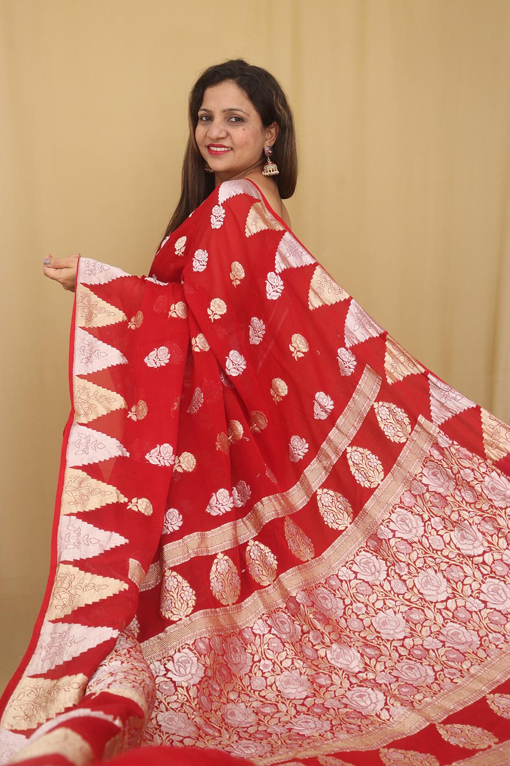Red Banarasi Handloom Pure Georgette Sona Roopa Saree - Luxurion World