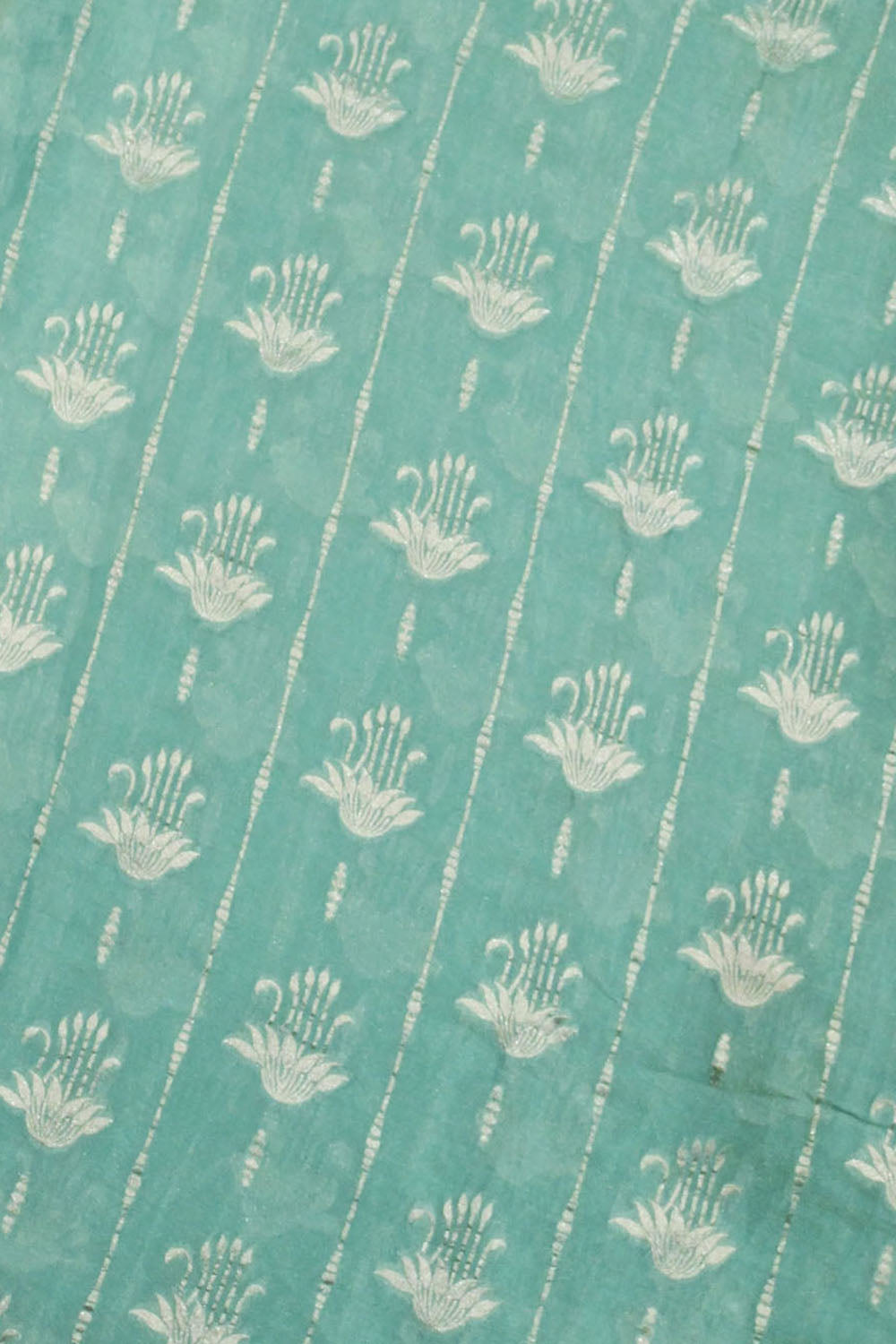 Elegant Blue Handloom Banarasi Pure Tissue Georgette Saree - Luxurion World