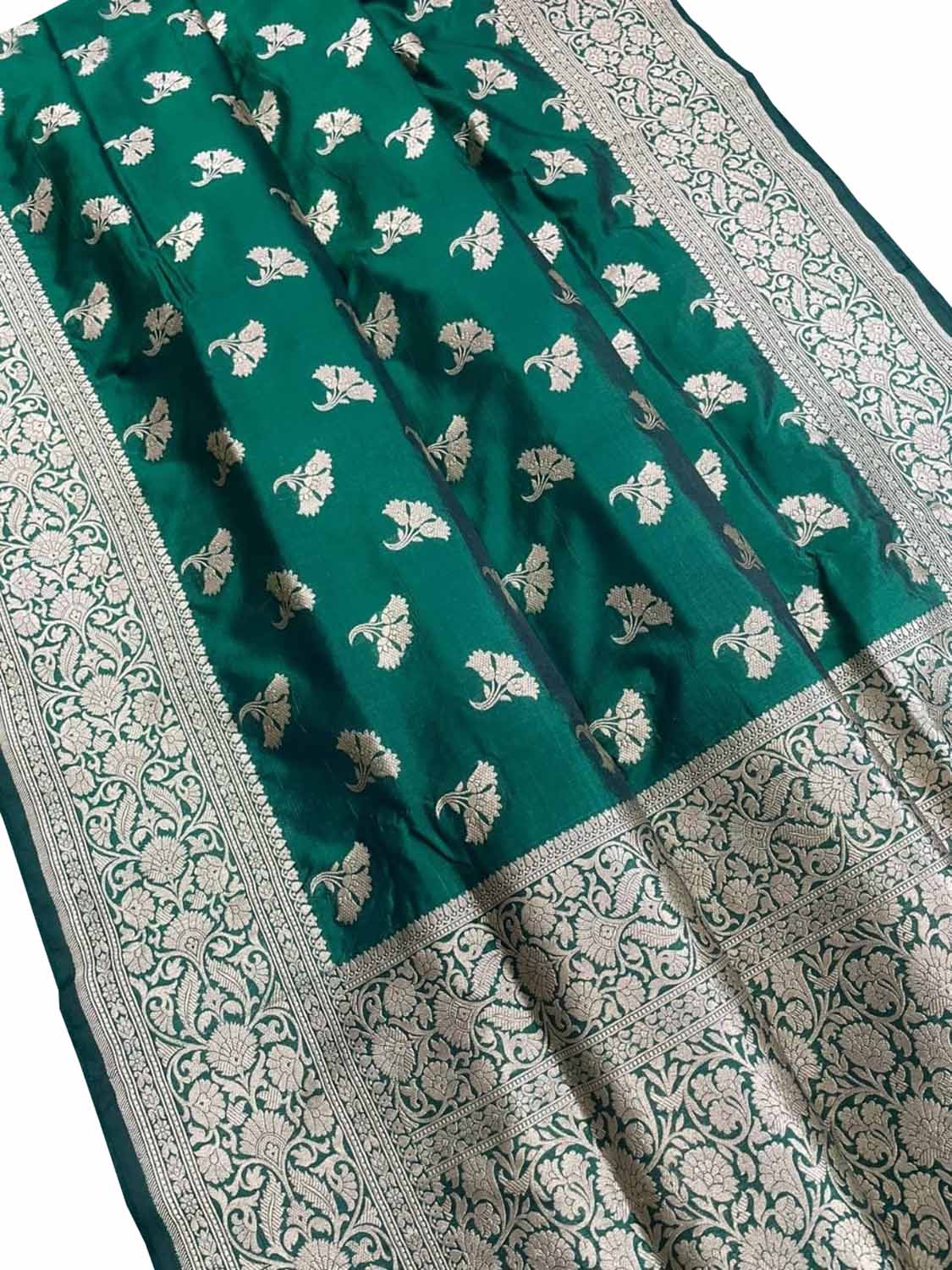 Green Banarasi Handloom Pure Katan Silk Saree - Luxurion World
