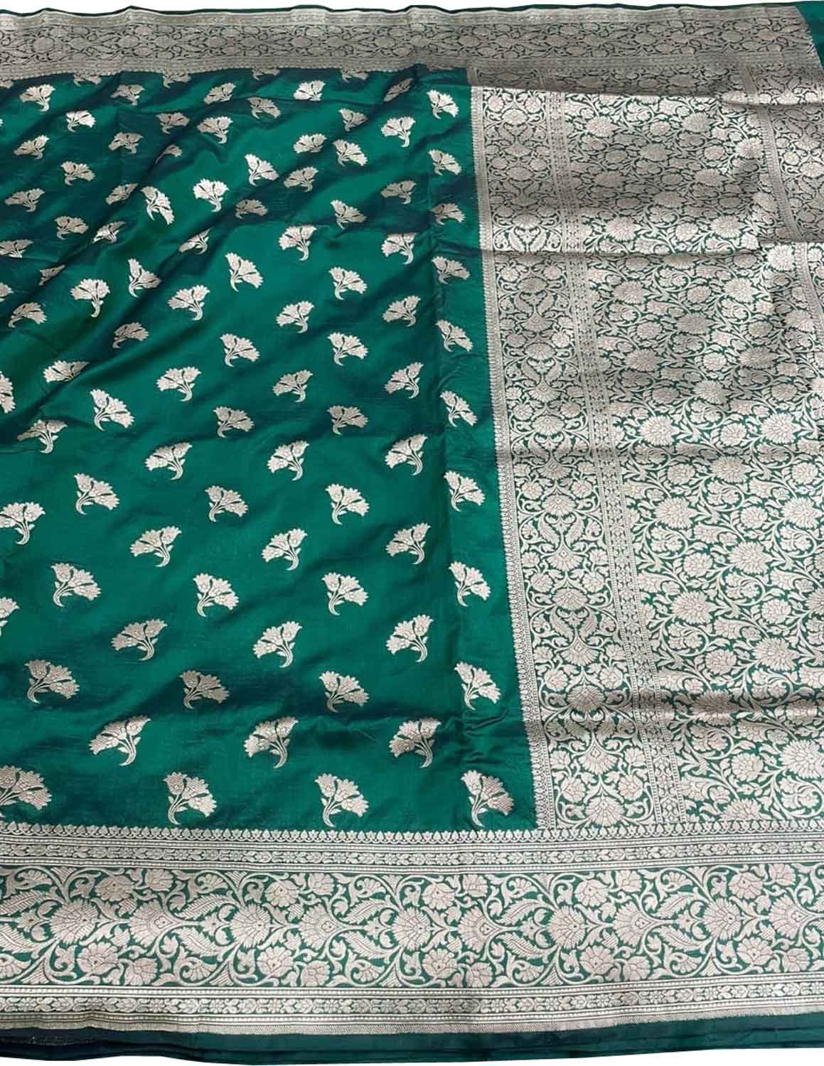 Green Banarasi Handloom Pure Katan Silk Saree - Luxurion World