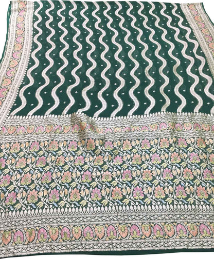 Green Handloom Banarasi Georgette Brush Dye Saree - Luxurion World