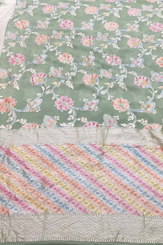 Green Handloom Banarasi Georgette Brush Dye Saree - Luxurion World