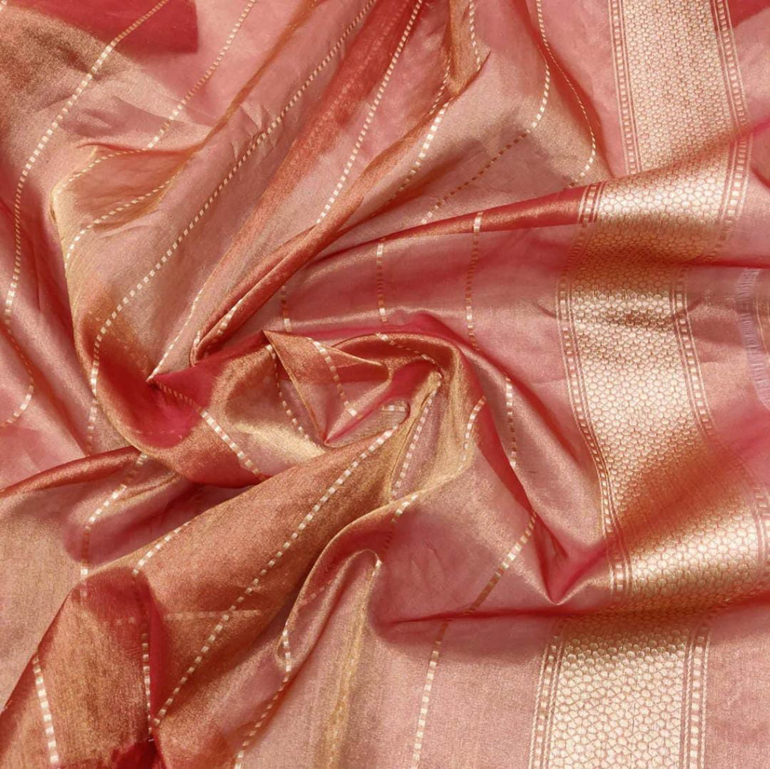 Green Banarasi Handloom Pure Tissue Silk Meenakari Saree - Luxurion World