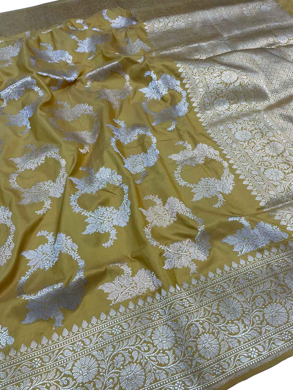 Yellow Banarasi Handloom Pure Katan Silk Saree - Luxurion World